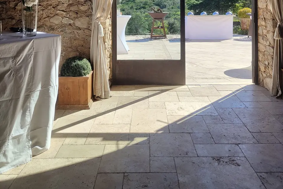 Gr LaTour — photo 2