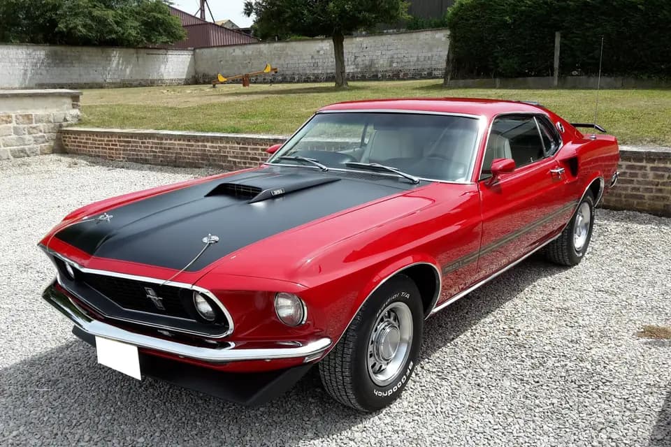 Mustang Légend — photo 1