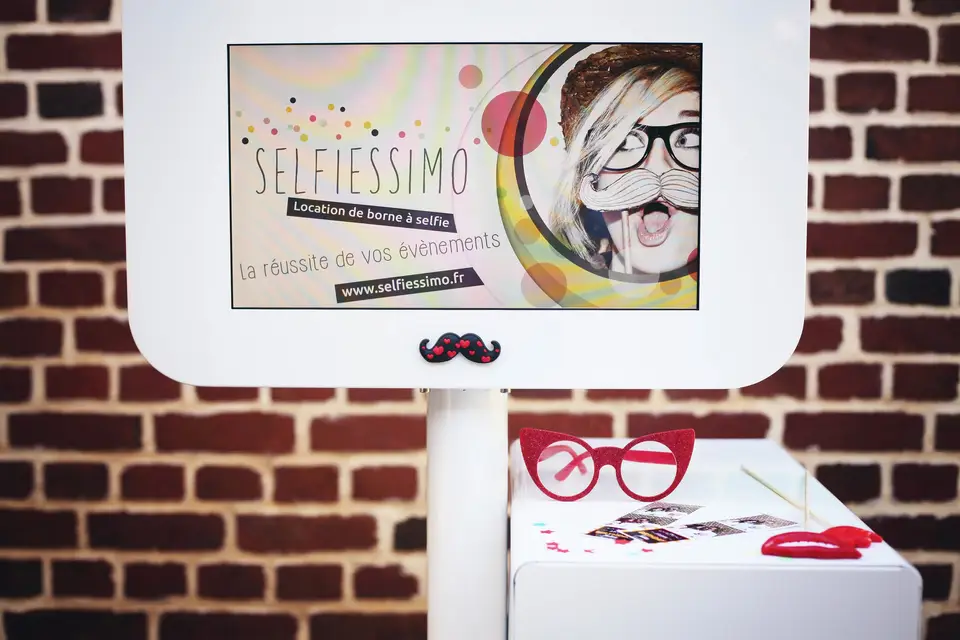 Selfiessimo — photo 1