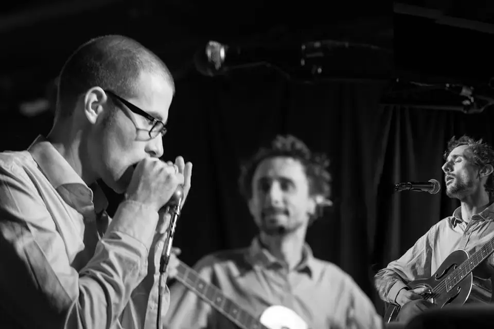 Famous Rogues — photo 4