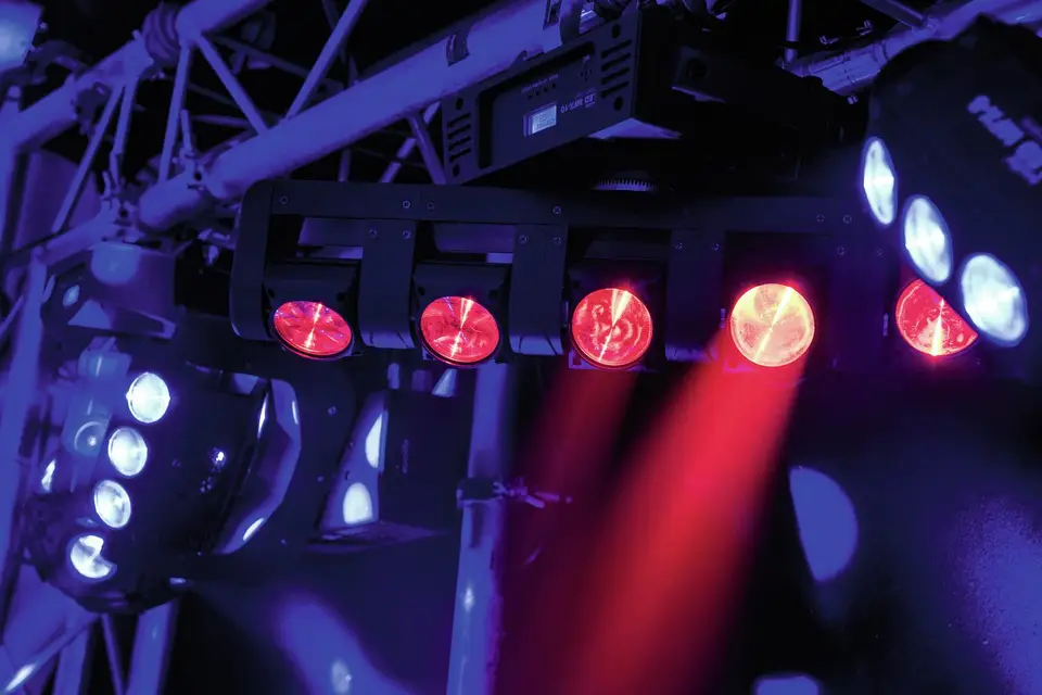 Laser Lumière — photo 1