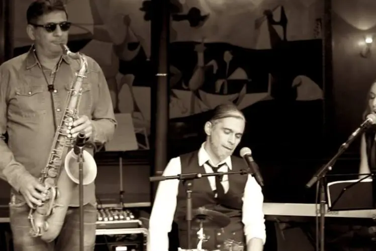 What A Wonderful Trio — photo 3