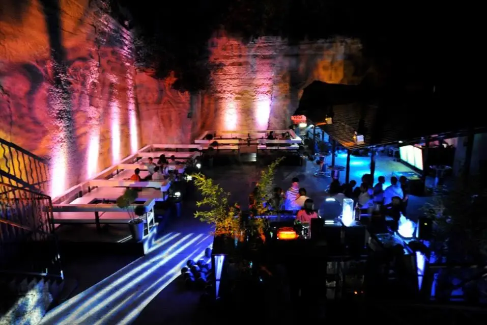 Les Carrières — photo 1