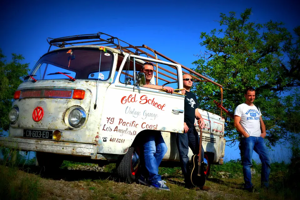 Old School — photo 1