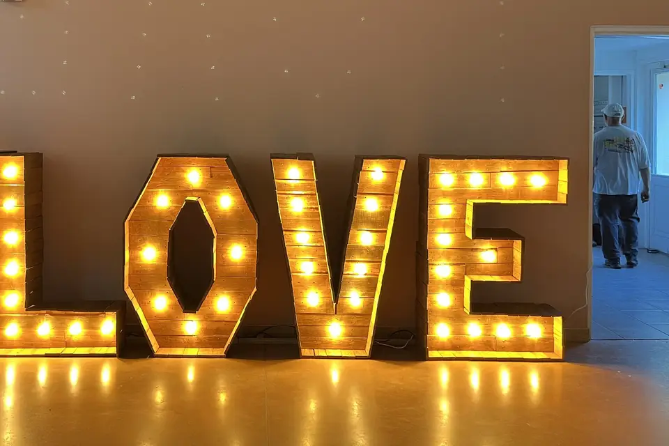 Love Lights — photo 8