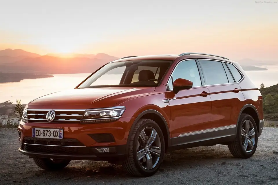 Volkswagen — photo 5