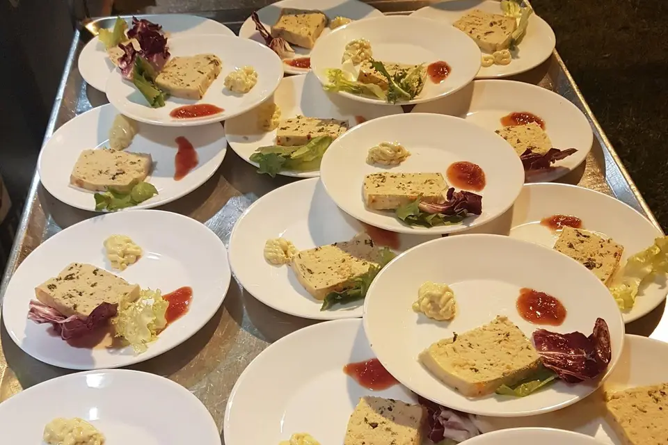 L'Aile ou la Cuisse — photo 4