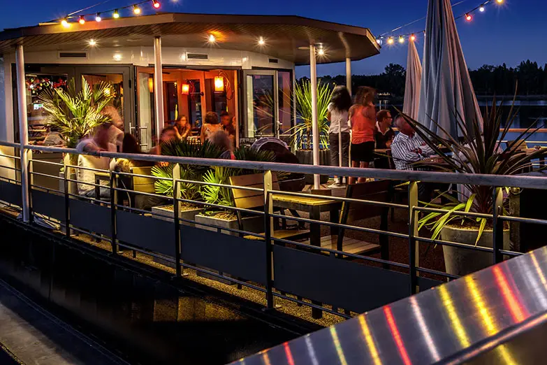 Piano Barge — photo 3