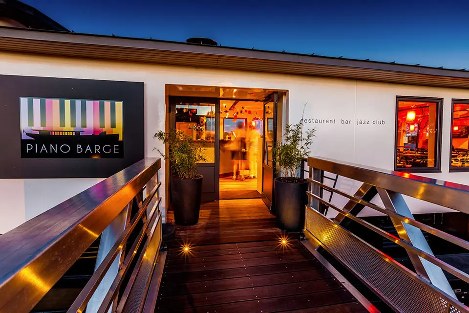 Piano Barge — photo 4