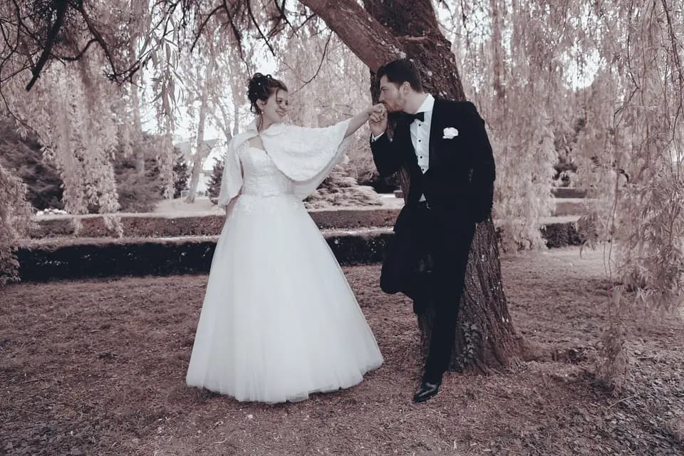 Adam William — photo 6