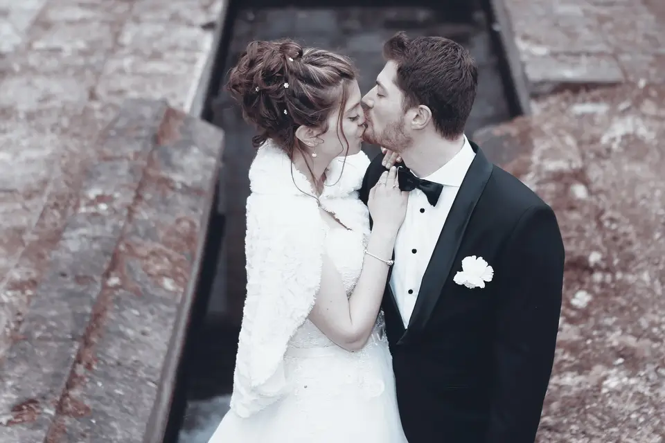 Adam William — photo 7