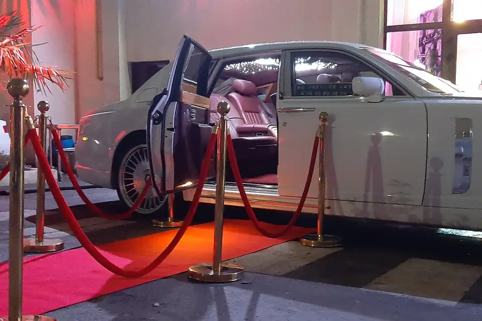 MG Prestige Car — photo 6