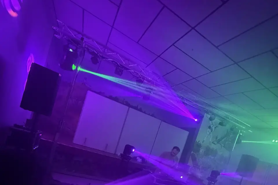 Blacklight — photo 5