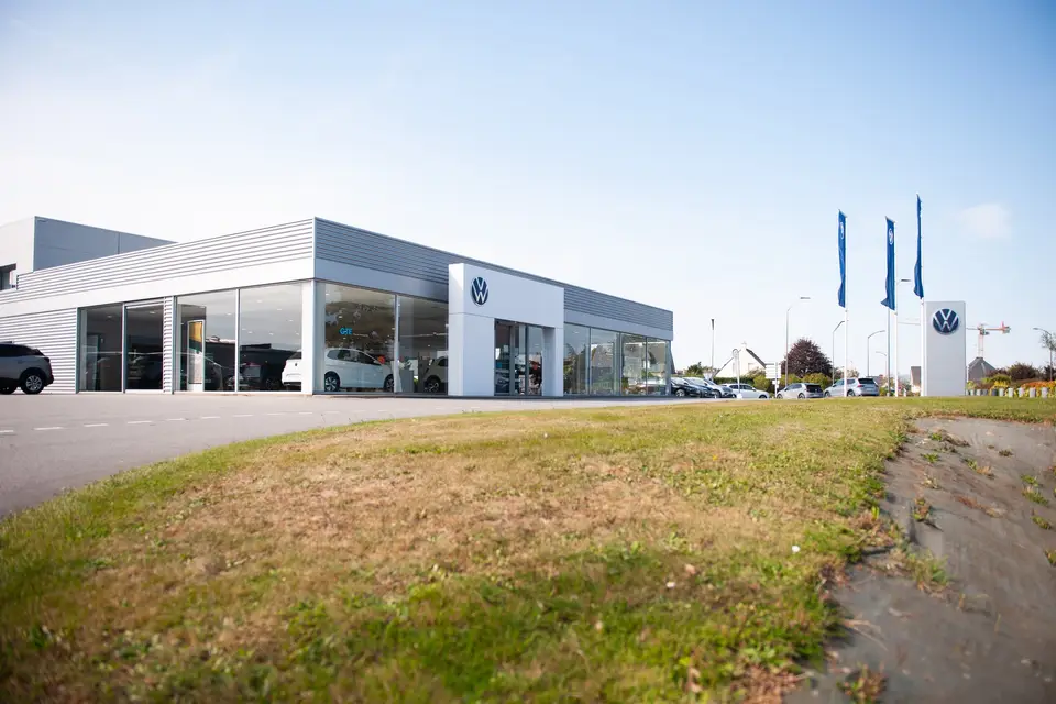 Audi Volkswagen Rent Vitré — photo 7