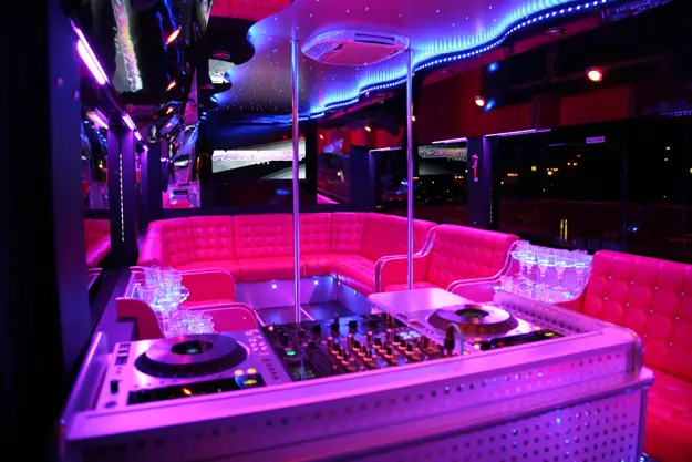 Partybus — photo 1