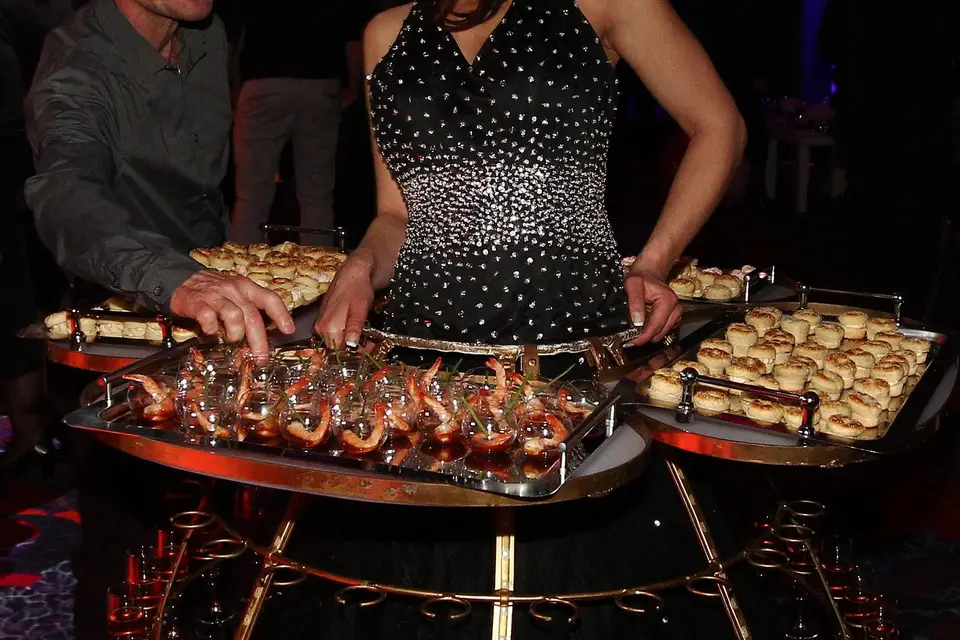 Moon Events - Robe à Cocktails — photo 2