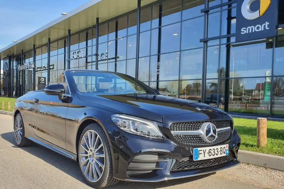 SAGA-GGE Mercedes-Benz Rent Les Ulis — photo 1