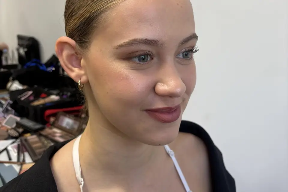 Leanie Makeup — photo 2