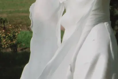 Marie Wolf — photo 1