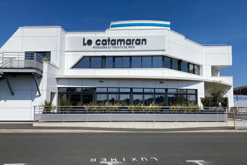 Le Catamaran — photo 1