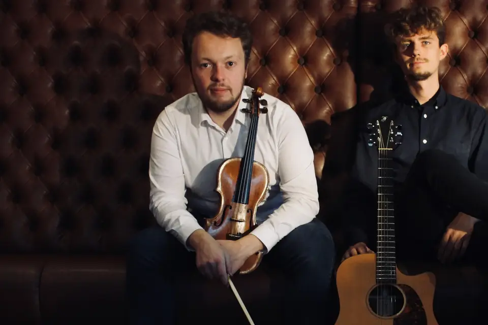 The Bowstrings — photo 1