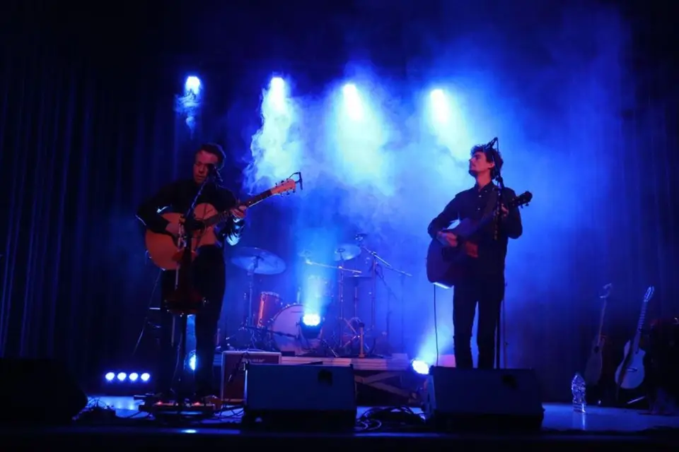 The Bowstrings — photo 2