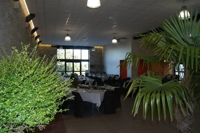 Salle des fêtes - Le Pin — photo 1