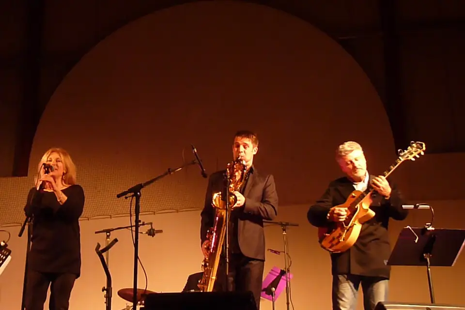 Arnold Axler Jazz Groupe — photo 5