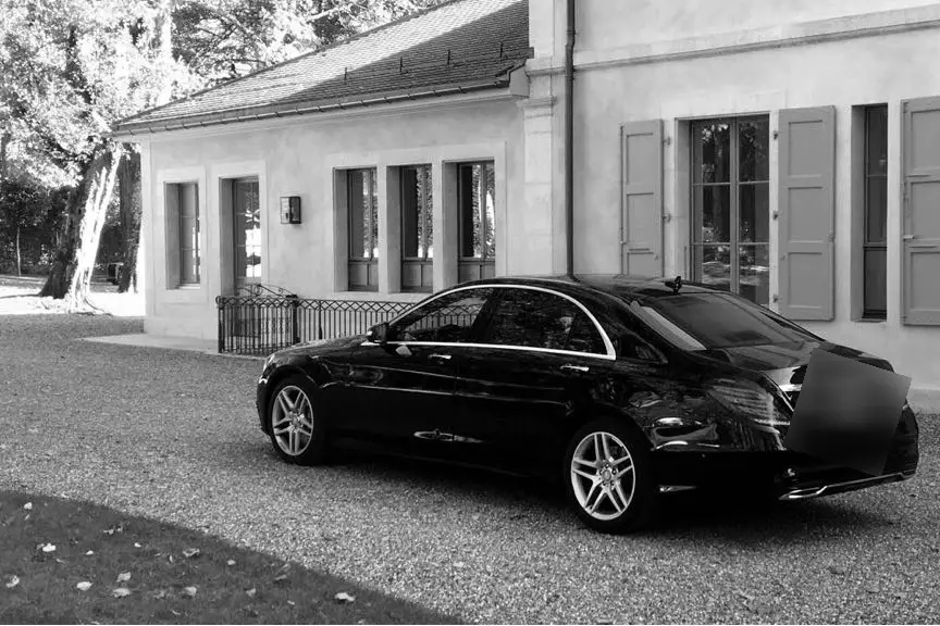 Luxury Drive — photo 1