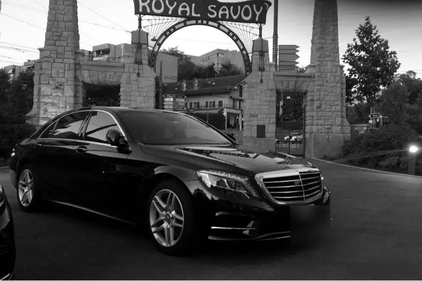 Luxury Drive — photo 2