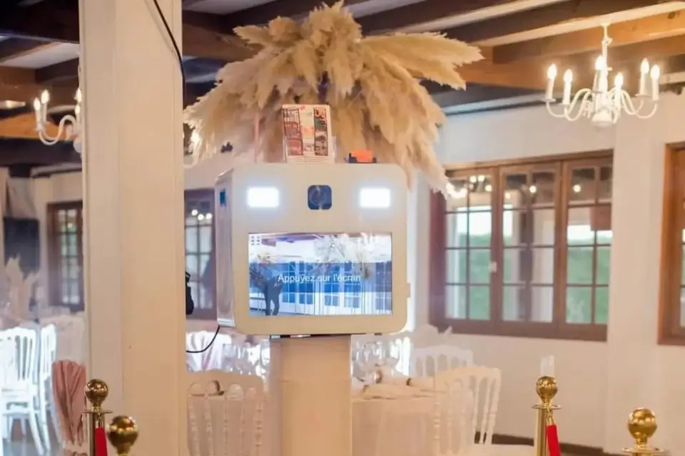 Instant Joy — photo 1