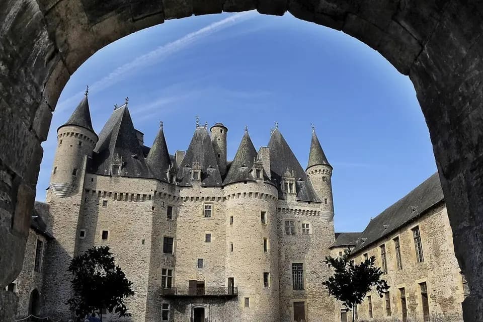 Château de Jumilhac — photo 2