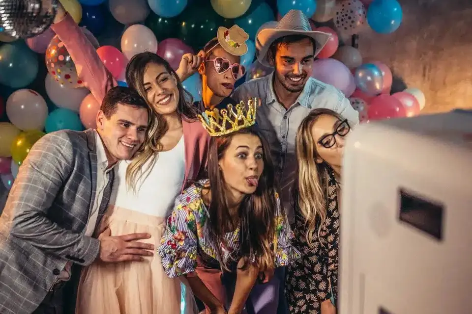 TellementHappy — photo 3