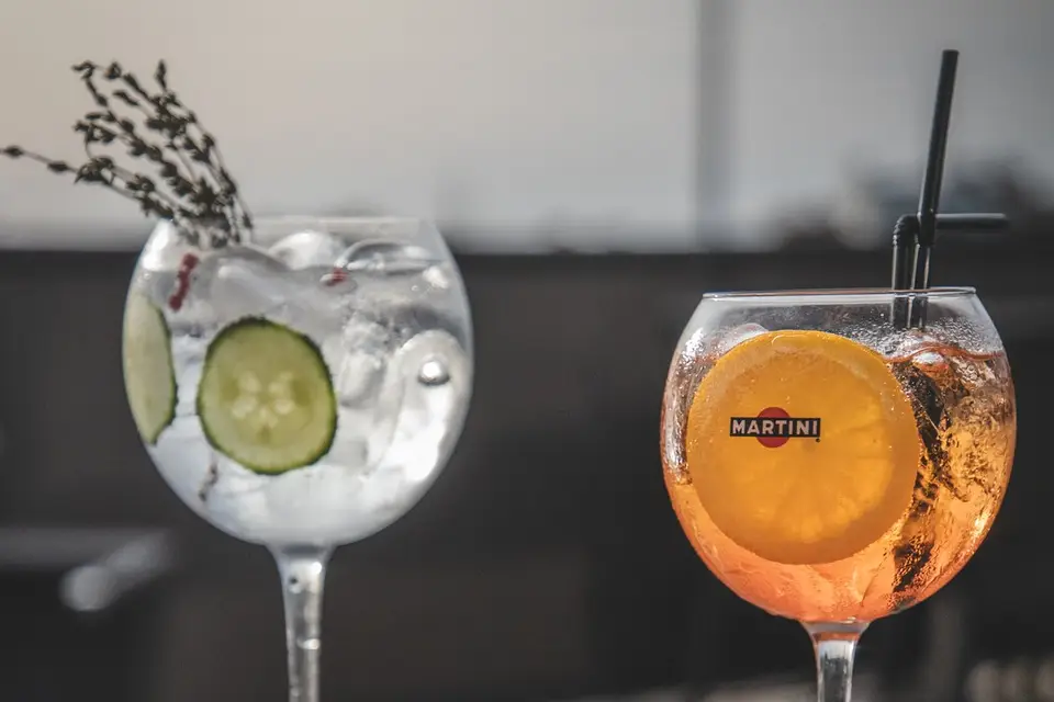 Yacht Club — photo 4