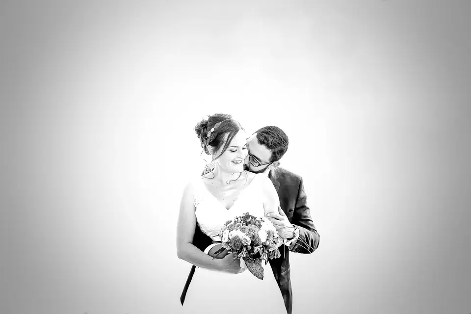 Robin Photograph’ — photo 1