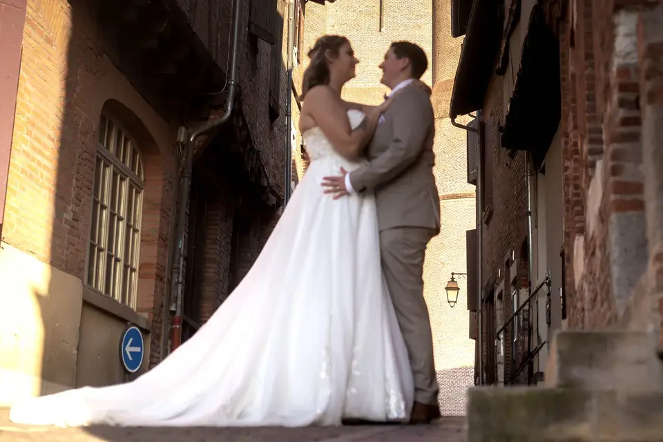 Mister Comm — photo 1