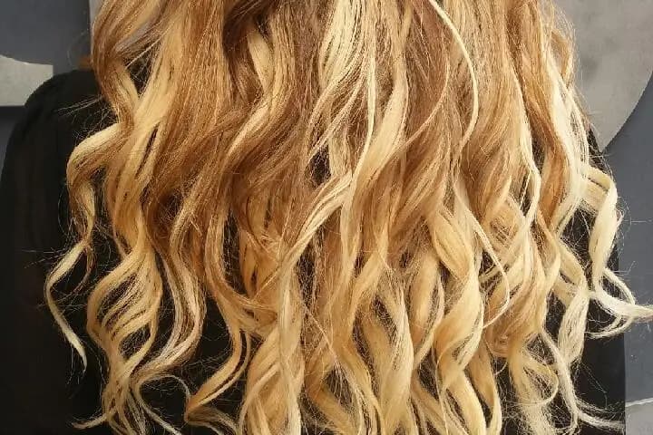 Anne Simonin — photo 6