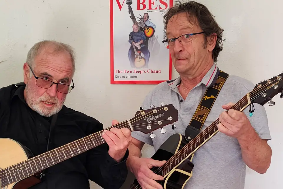 The Two Jeep's Chaud — photo 8