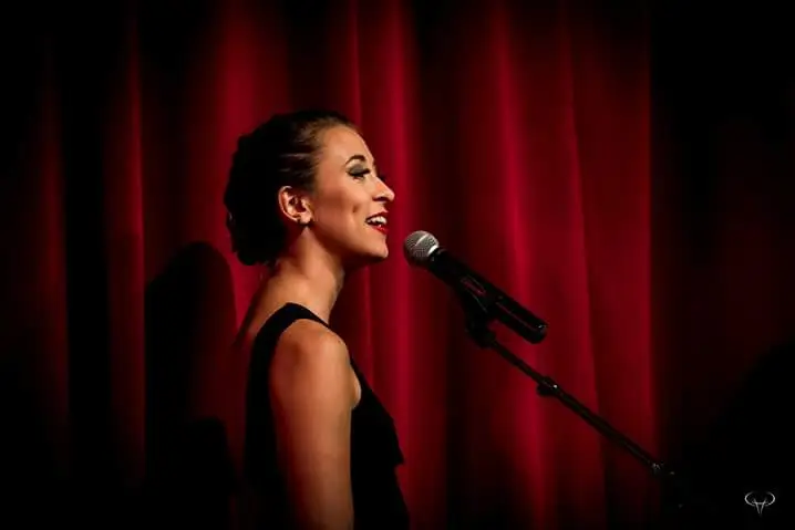 Mirousha Thomann - Chanteuse — photo 5