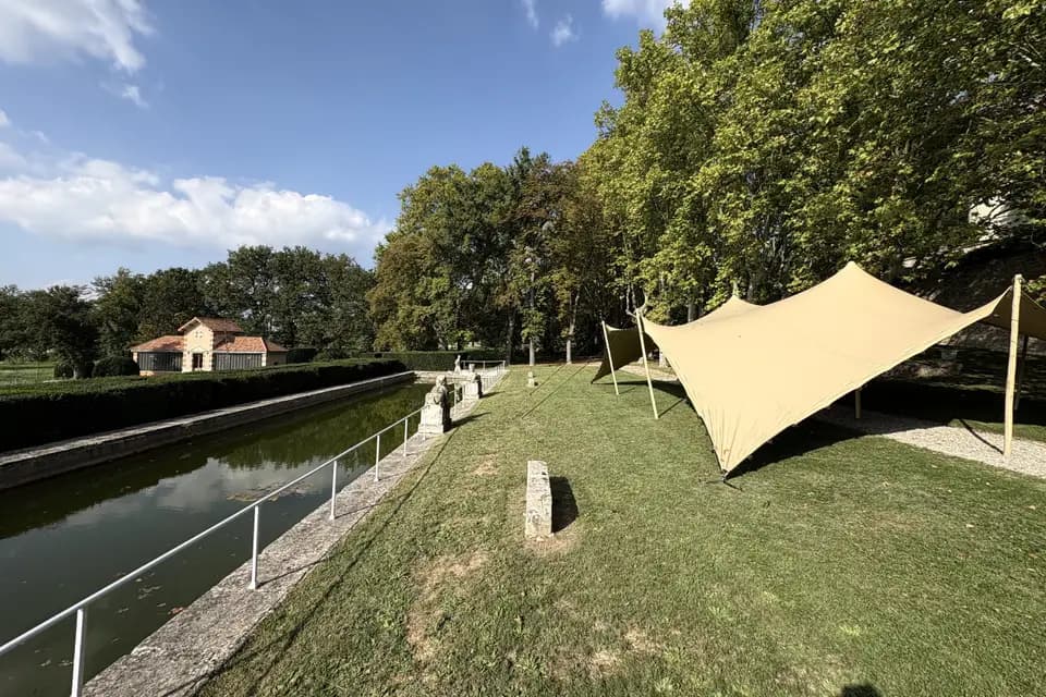 Oui Rent — photo 2