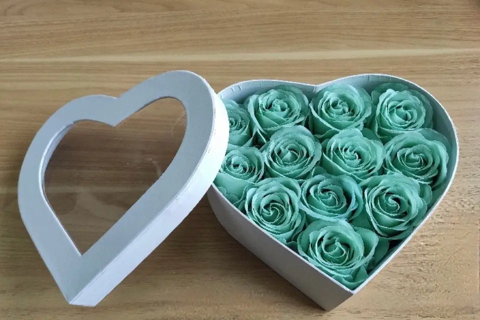 Rock and Flowers — photo 5