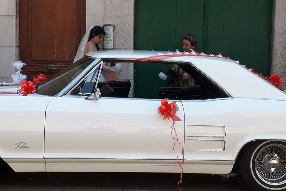 Classic cars and bikes — photo 2