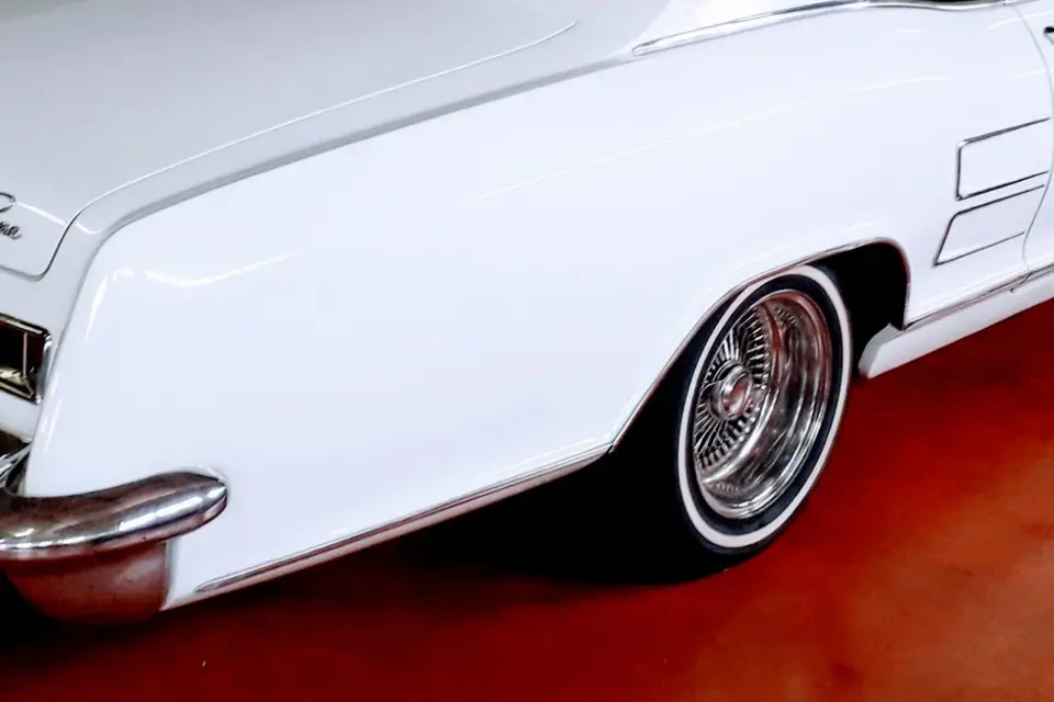 Classic cars and bikes — photo 6