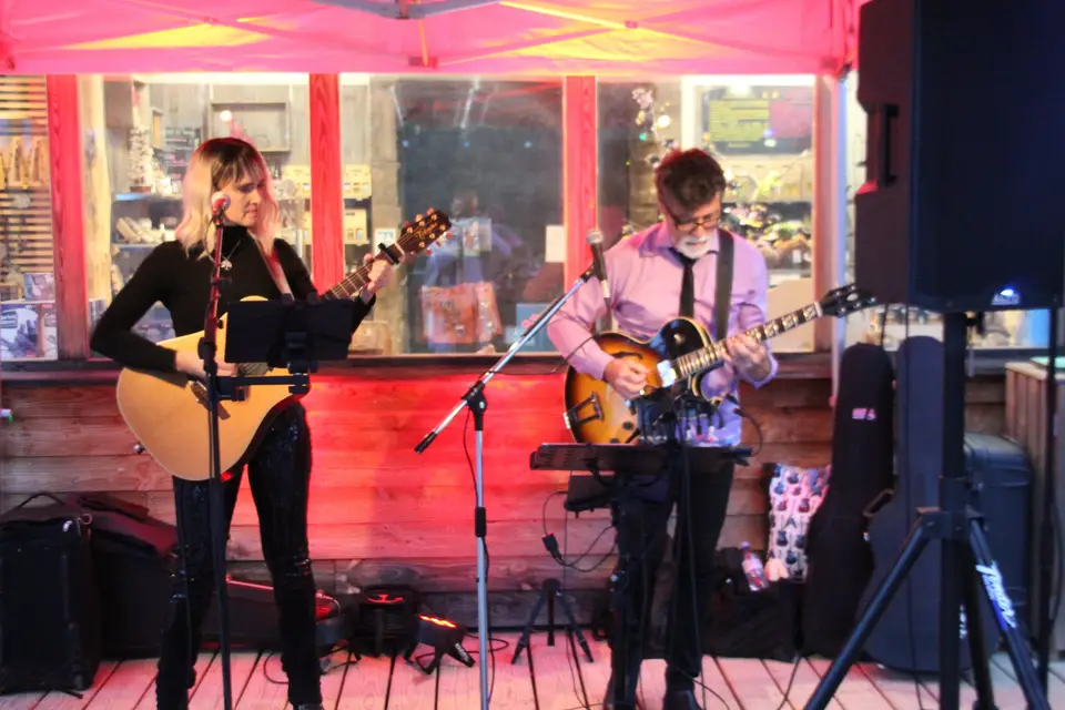 Hit for Two — photo 6