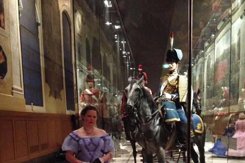 Au temps de la Crinoline — photo 3