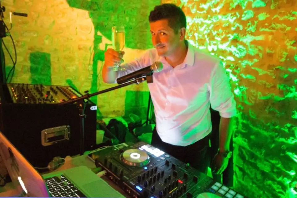 Deejay Chouch — photo 1