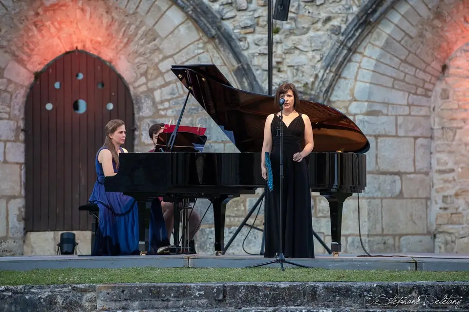 Emilie Malet — photo 3