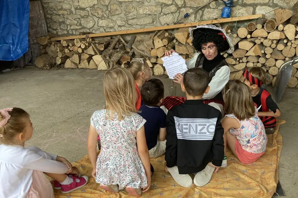 Orange Outan — photo 4