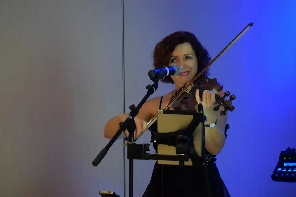 Penny Mac Riviera Chanteuse — photo 6