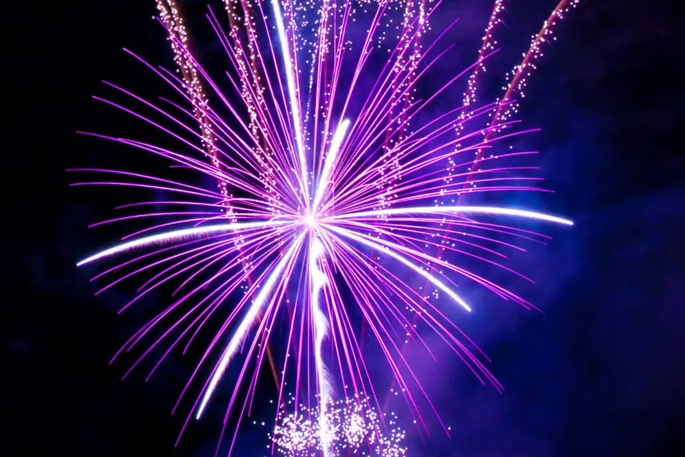 Ciel en or - Feux d'artifice — photo 2